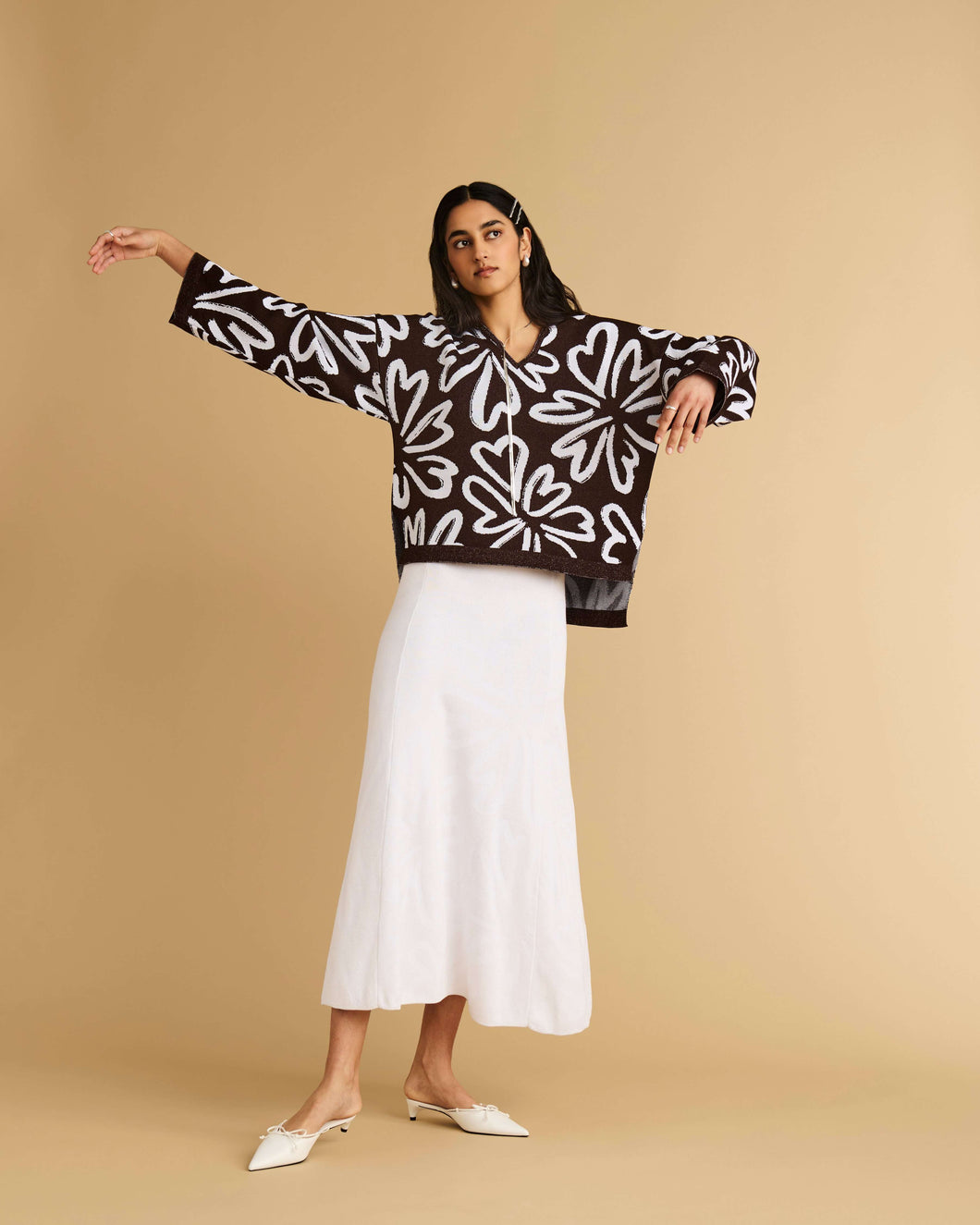 Load image into Gallery viewer, AMANI SWEATER