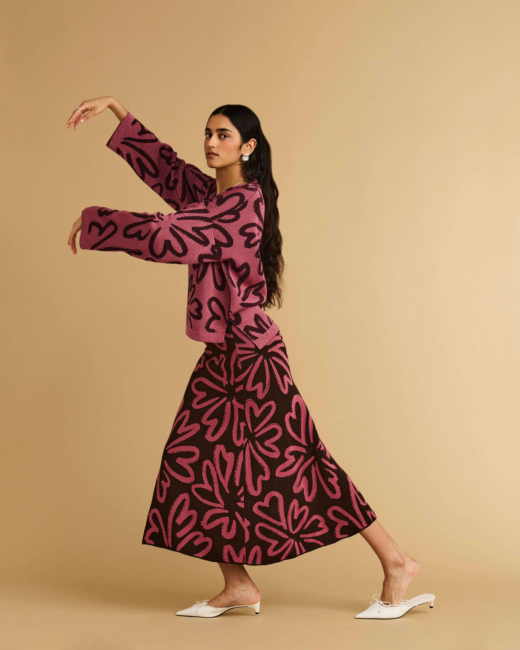 Load image into Gallery viewer, AMANI SWEATER