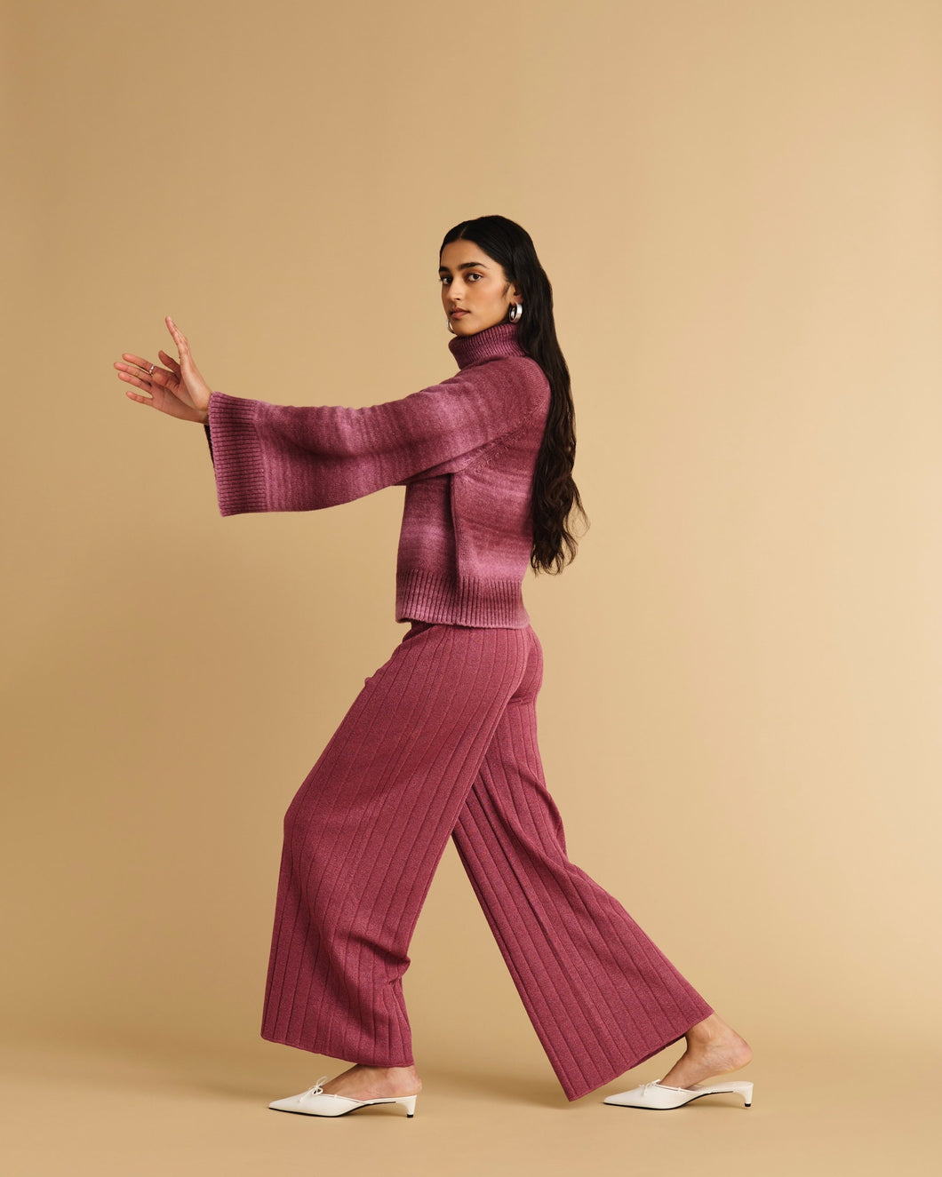 Load image into Gallery viewer, ROSA SWEATER