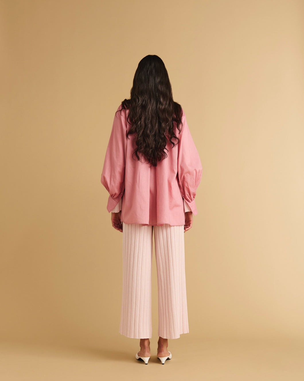 Load image into Gallery viewer, AMIRA BLOUSE
