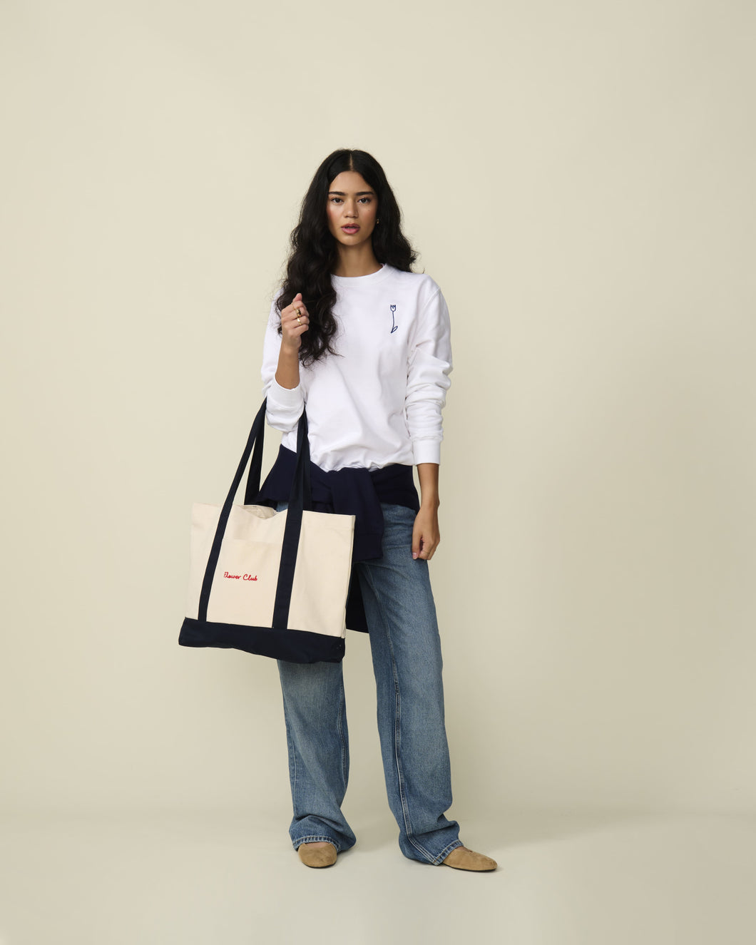 Load image into Gallery viewer, FLOWER CLUB TOTE
