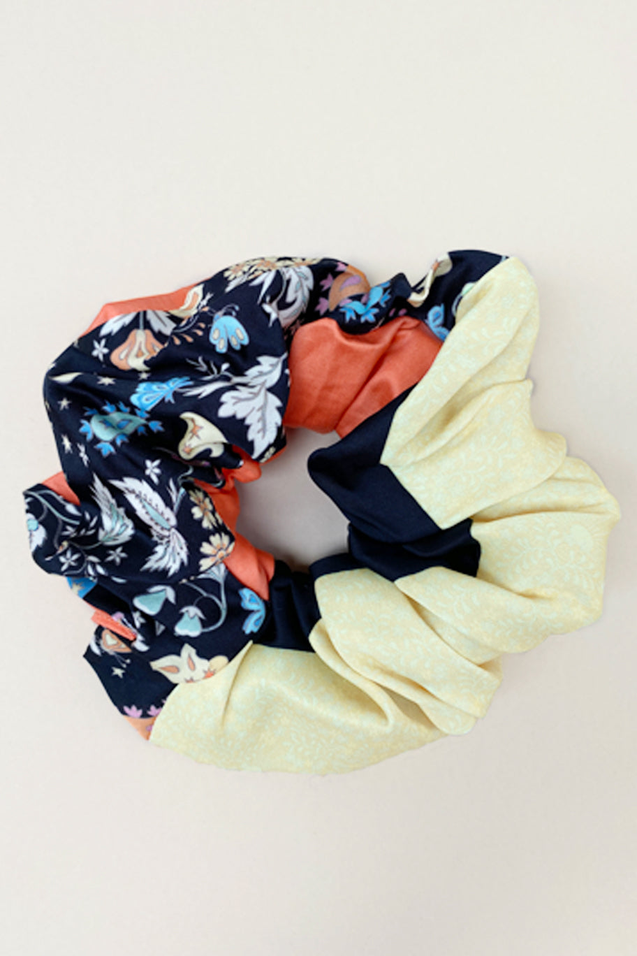 SCRAP SCRUNCHIE
