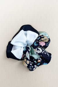 SCRAP SCRUNCHIE