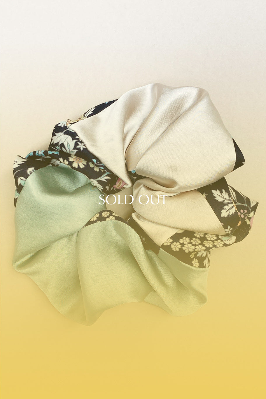 SCRAP SCRUNCHIE