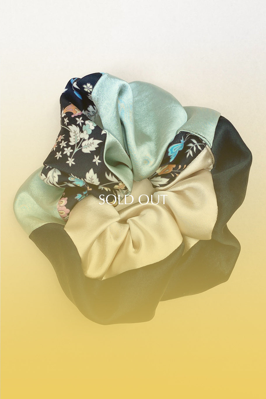 SCRAP SCRUNCHIE